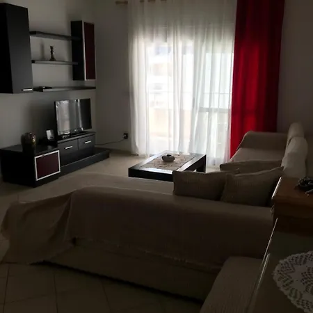 Lungo Mare 5 *